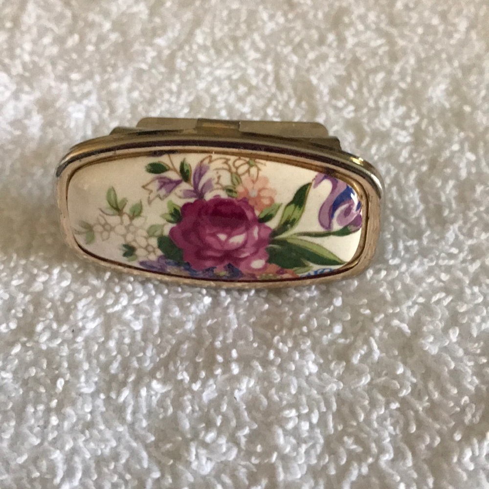 Vintage mirror lipstick holder